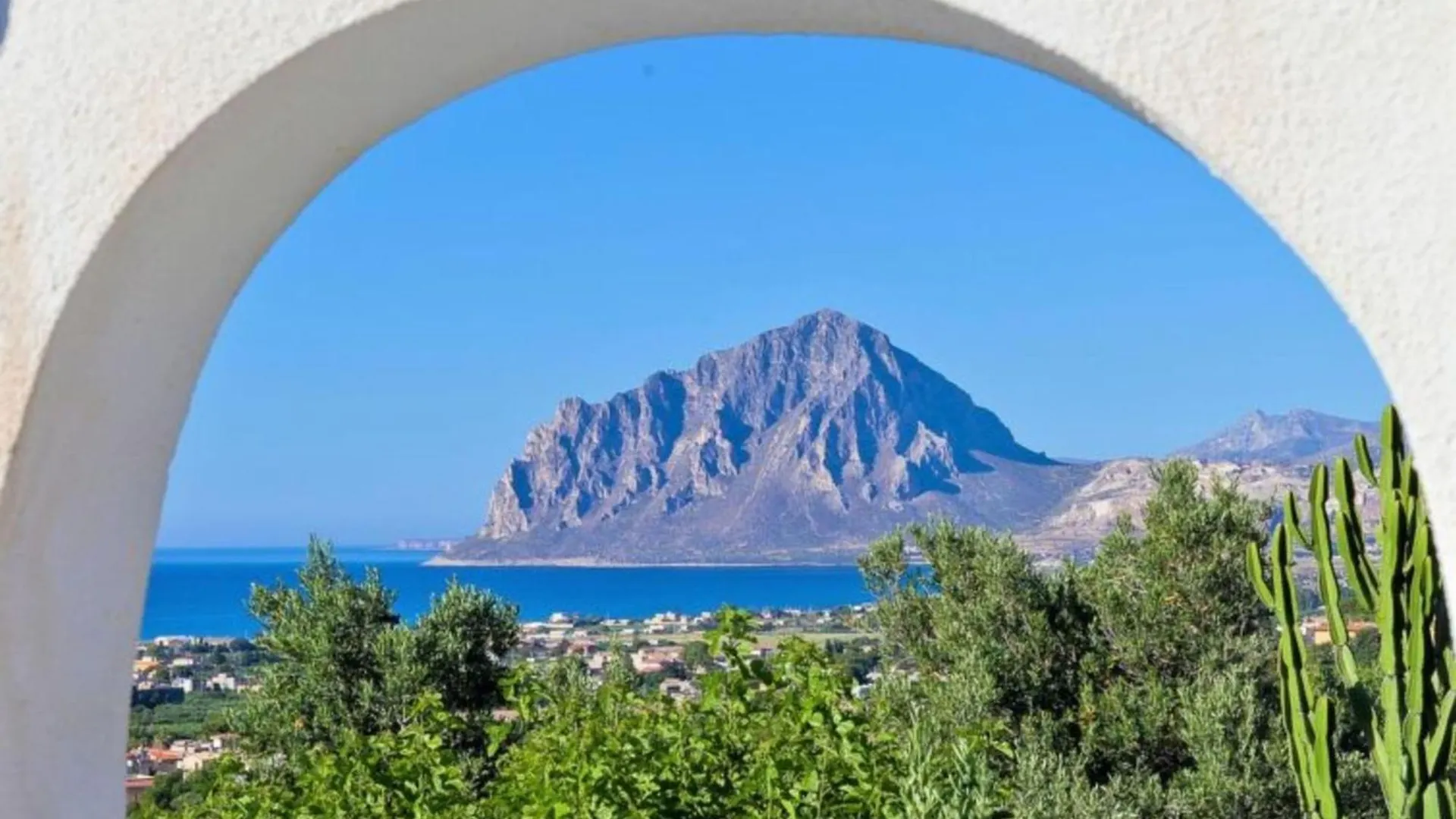 Villa Le Palme By Interhome Valderice